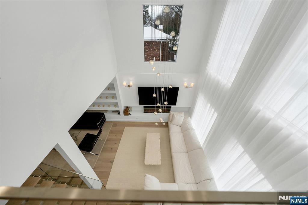 27 Knickerbocker Road, Closter, NJ, 07624