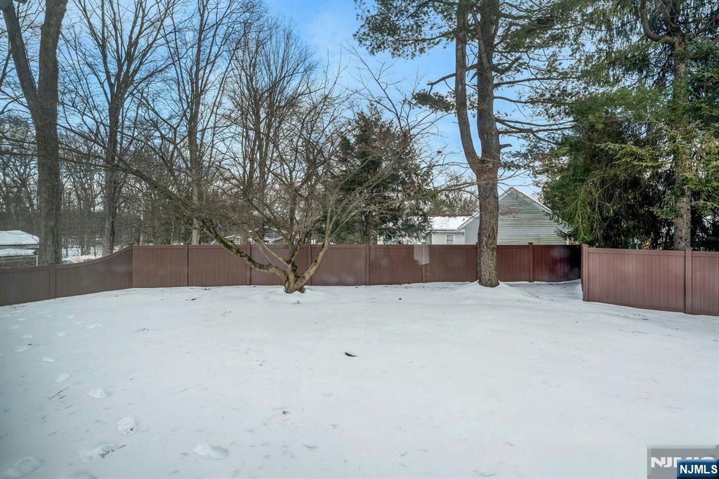 27 Knickerbocker Road - Photo 3