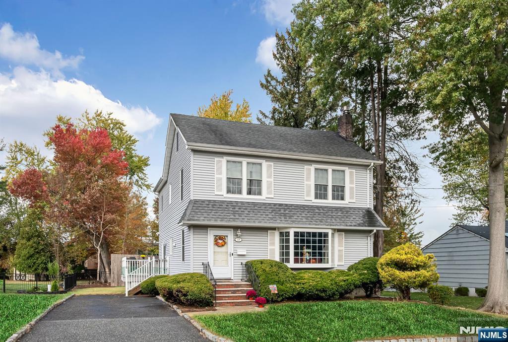 17A Garden Drive, Elmwood Park, NJ, 07407