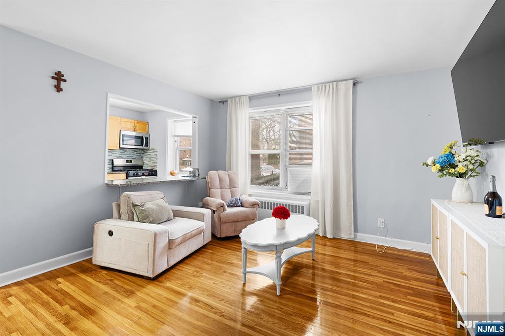 464 Gorge, Cliffside Park, NJ, 07010