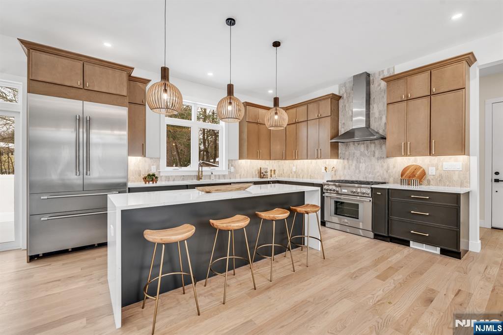 623 Alberta Drive, Paramus, NJ, 07652