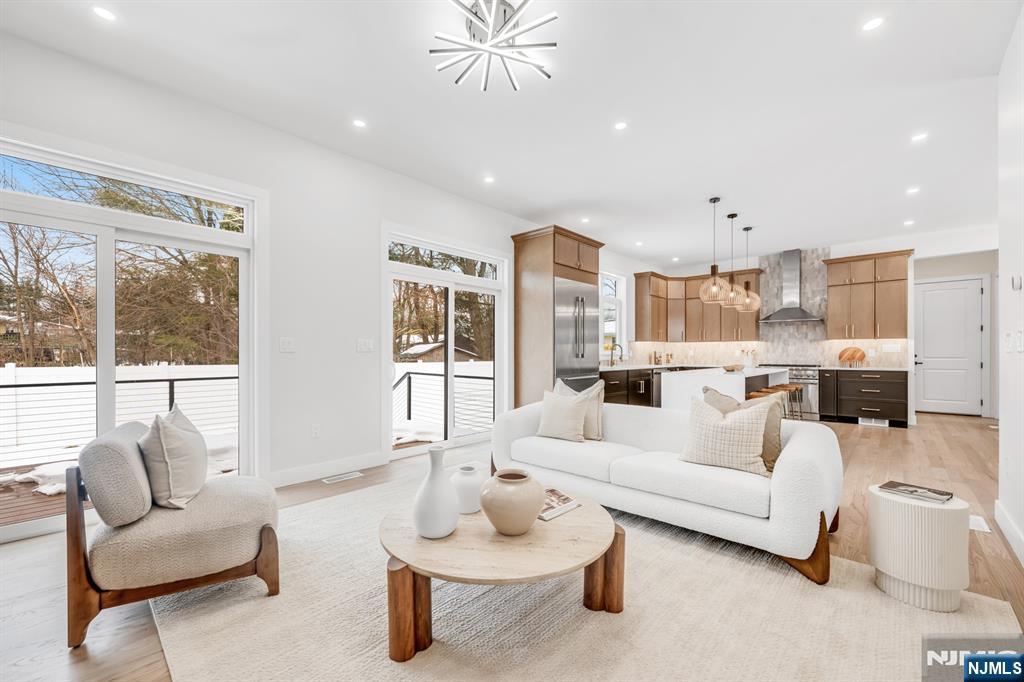 623 Alberta Drive, Paramus, NJ, 07652