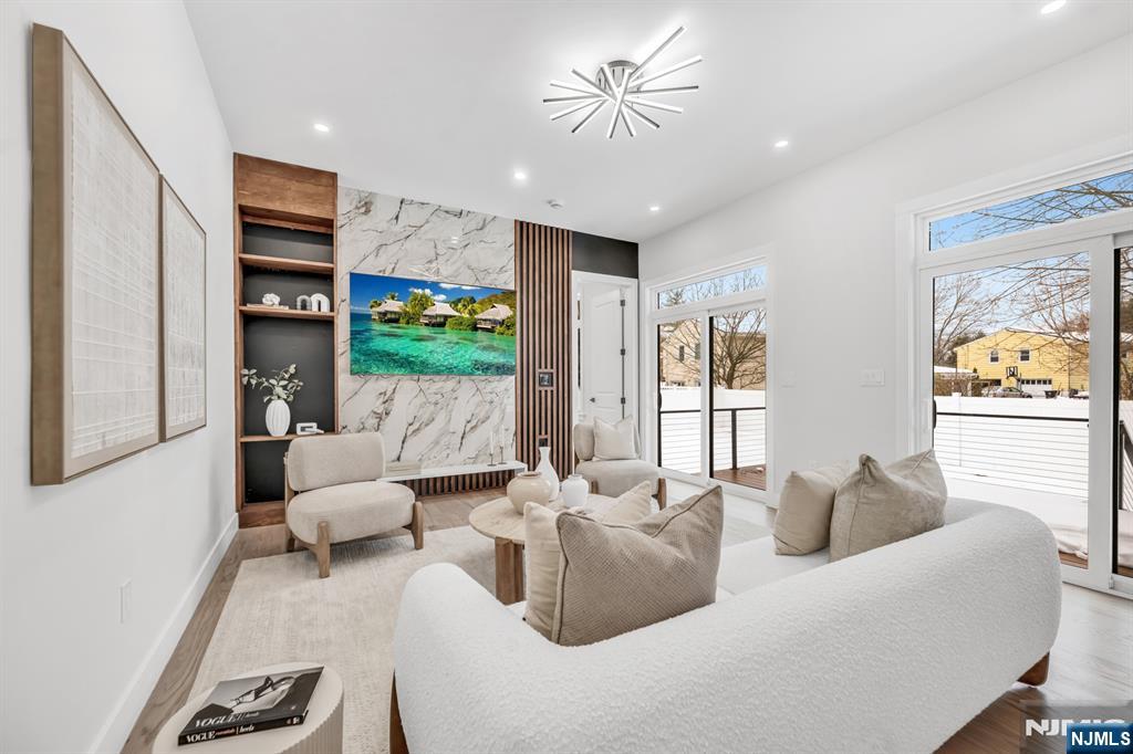 623 Alberta Drive, Paramus, NJ, 07652