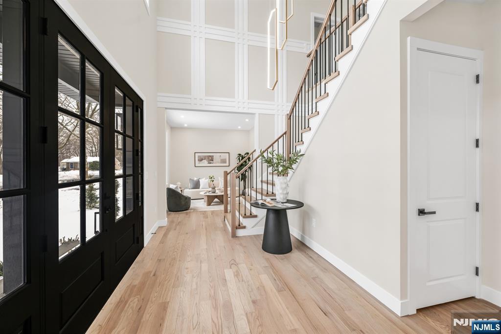 623 Alberta Drive, Paramus, NJ, 07652