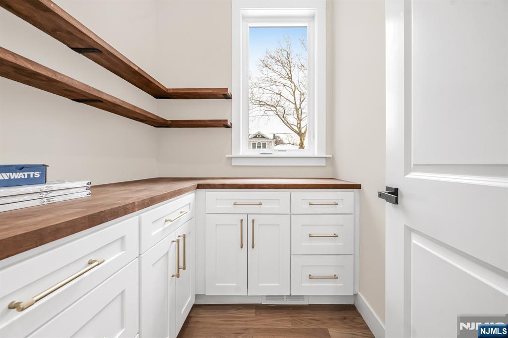 623 Alberta Drive, Paramus, NJ, 07652