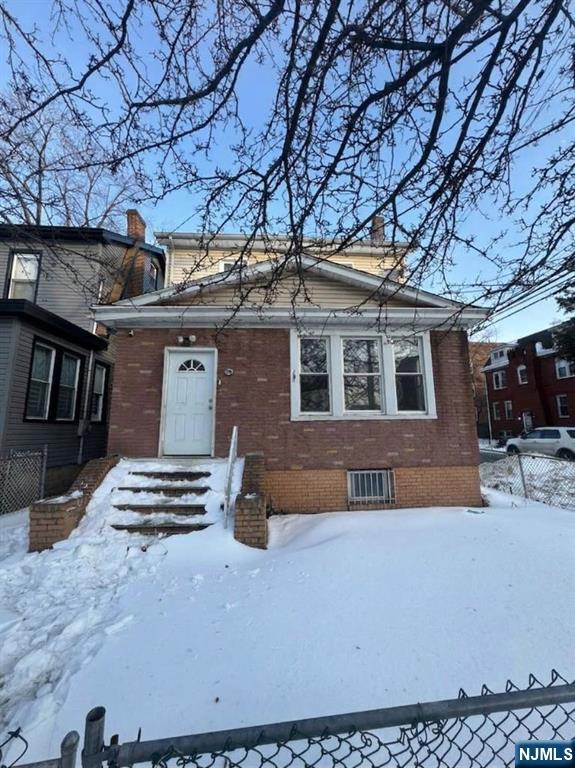 174 Munn Avenue