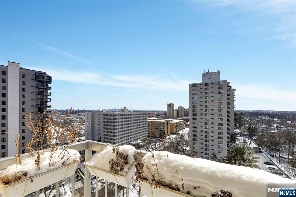 307 Prospect Avenue UNIT 14I, Hackensack, NJ, 07601