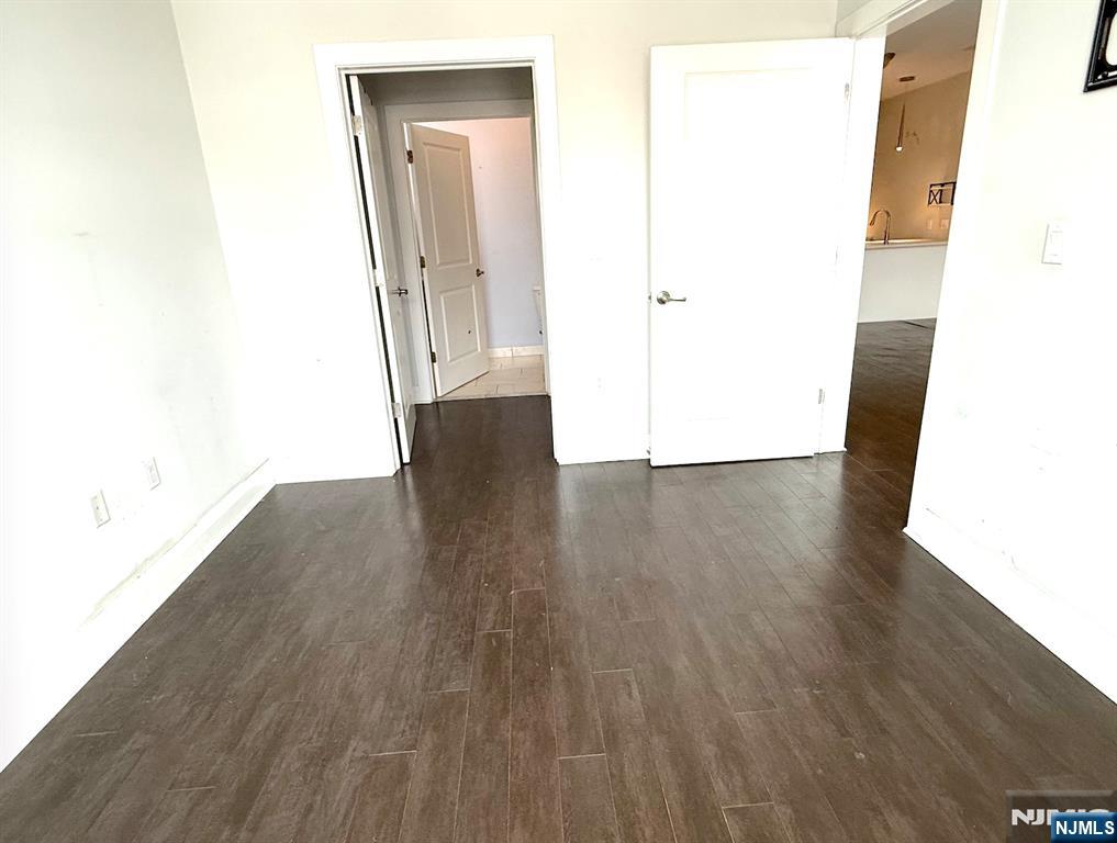 1901 Summit Avenue #301