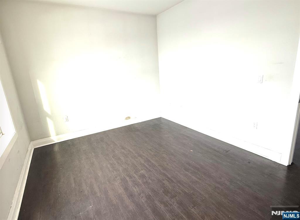 1901 Summit Avenue #301