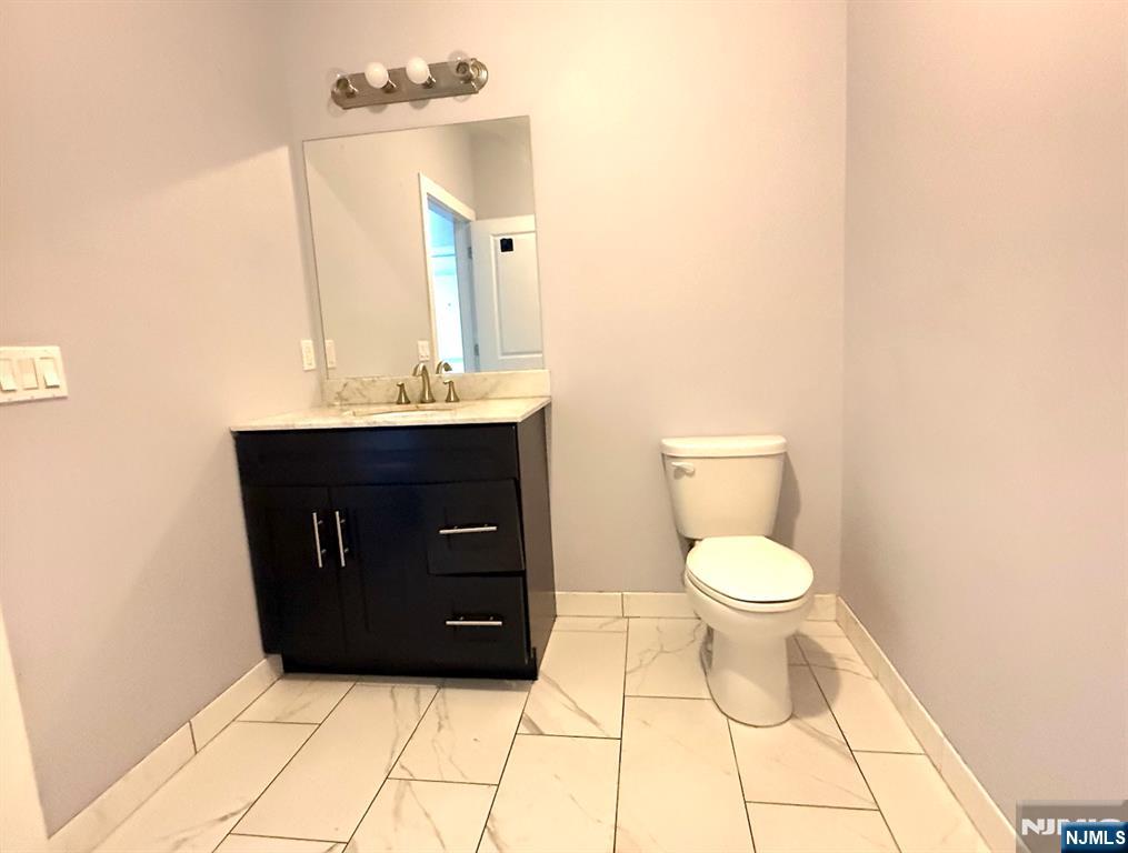 1901 Summit Avenue #301