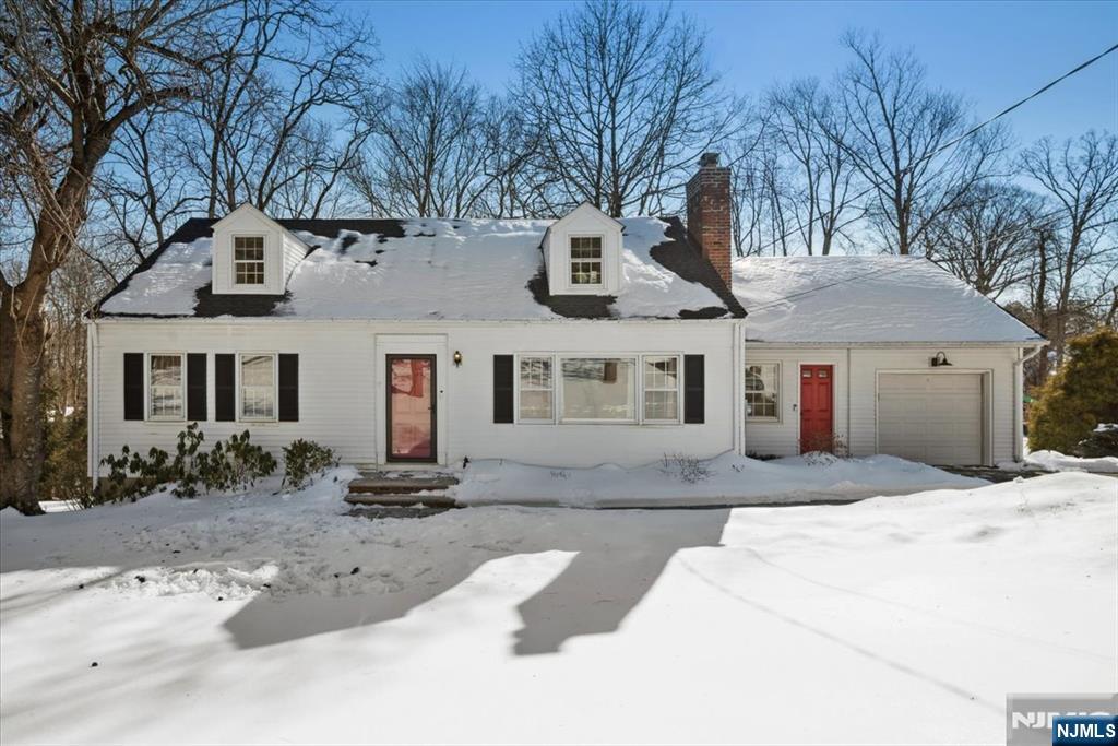 117 Monroe Avenue, River Edge, NJ, 07661