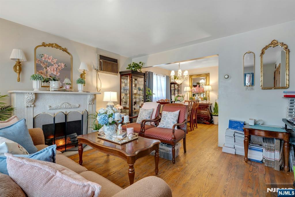 351 2nd Street - Photo 4