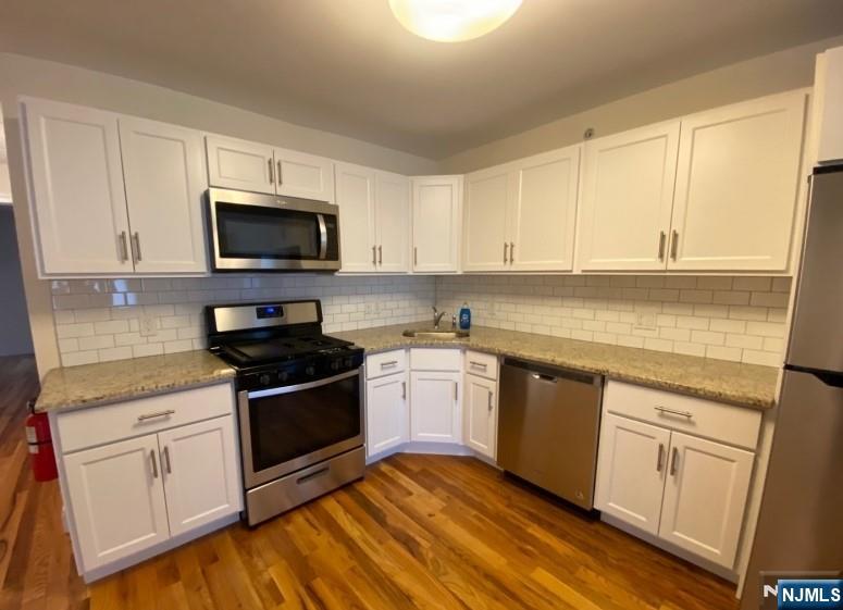 290 3rd Street D2 - Photo 3