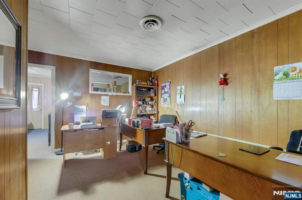 213-215 Central Avenue