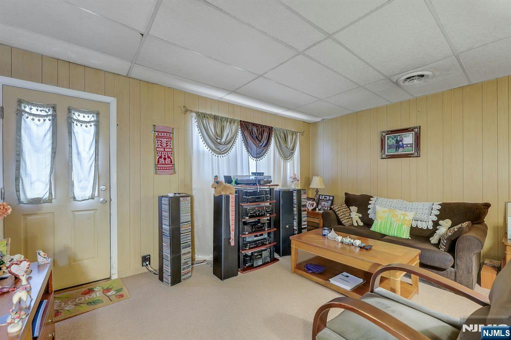 213-215 Central Avenue