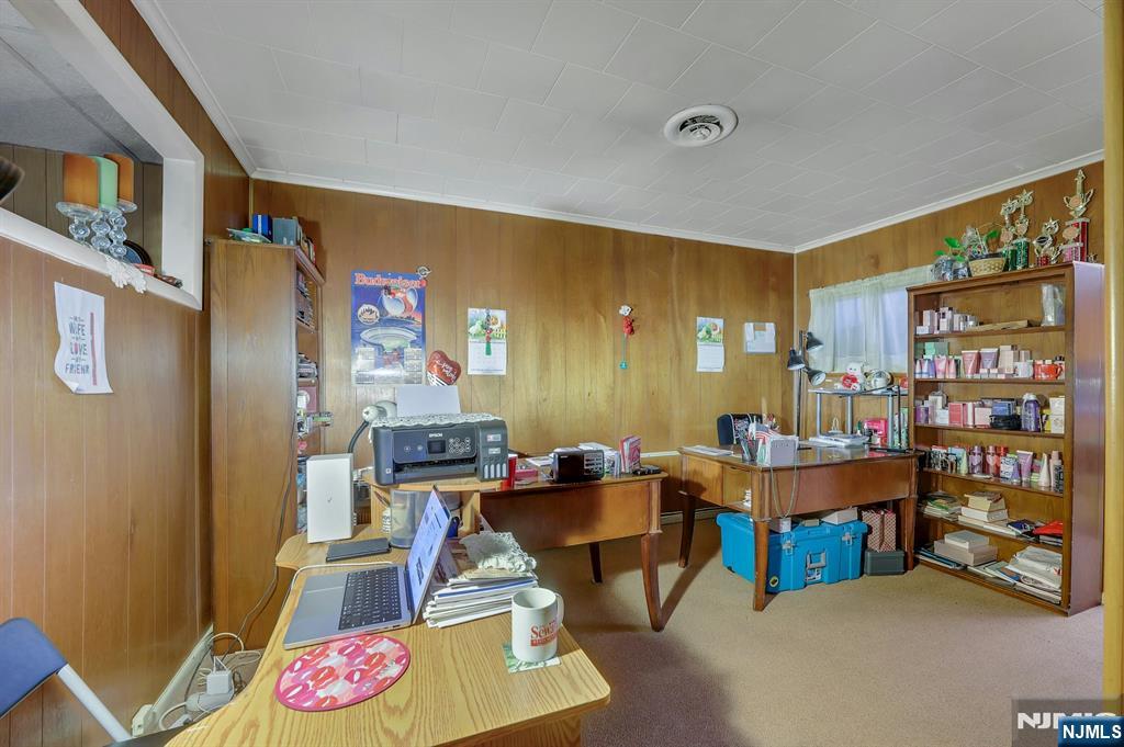 213-215 Central Avenue