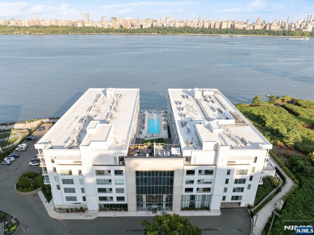 3 Somerset 113 - Photo 3