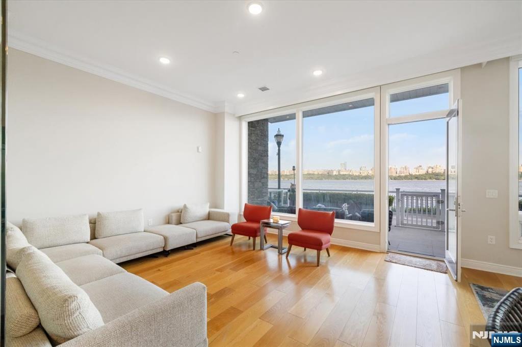 3 Somerset 113 - Photo 4