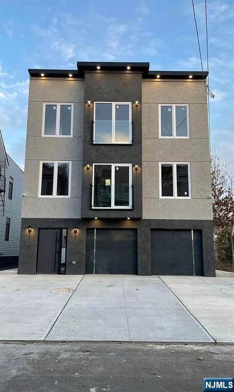 310 Lincoln, Lyndhurst, NJ, 07071