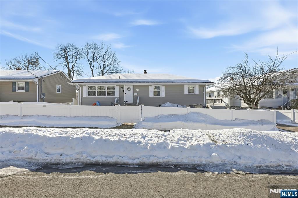 1061 Roosevelt Avenue, New Milford, NJ, 07646