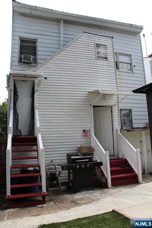 966 24th Street