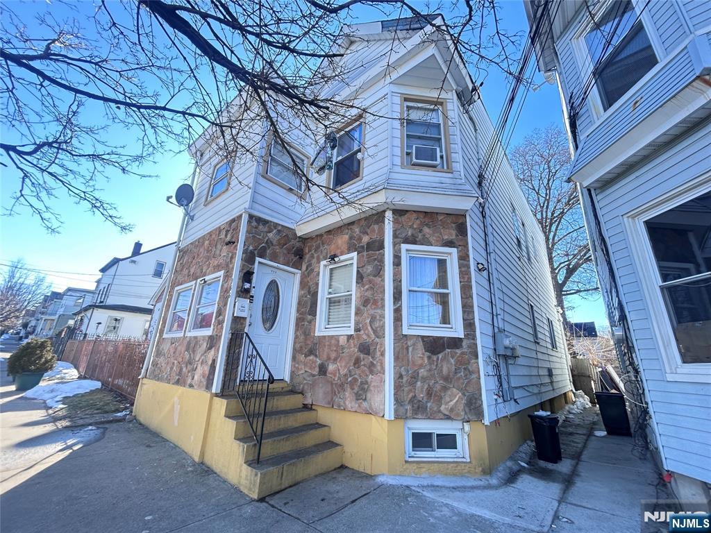 966 24th Street