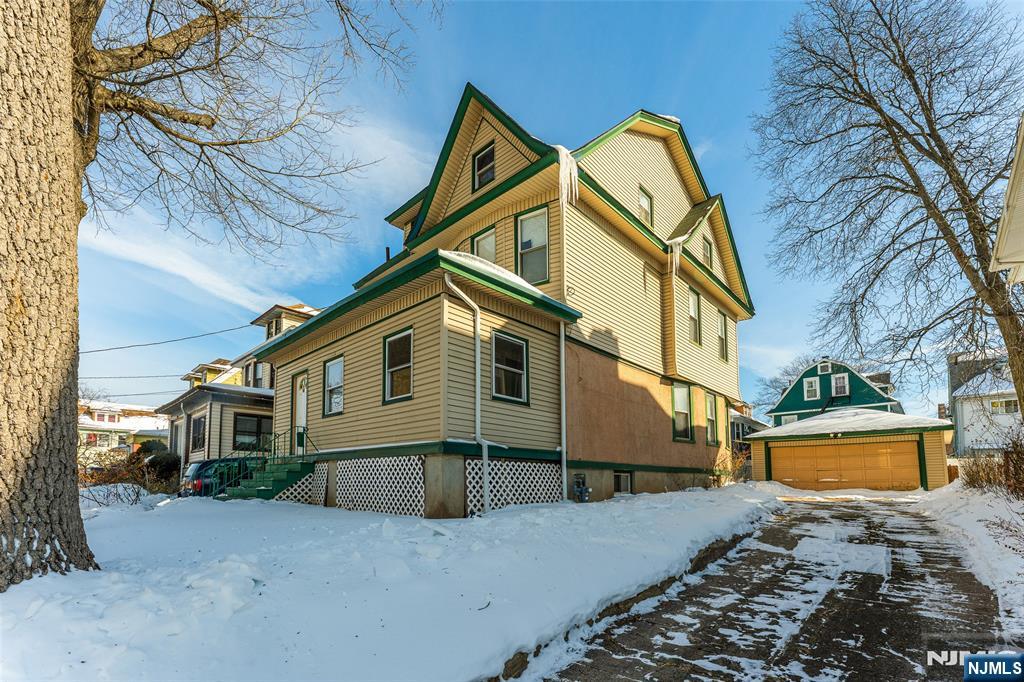 759 Parker Street - Photo 4