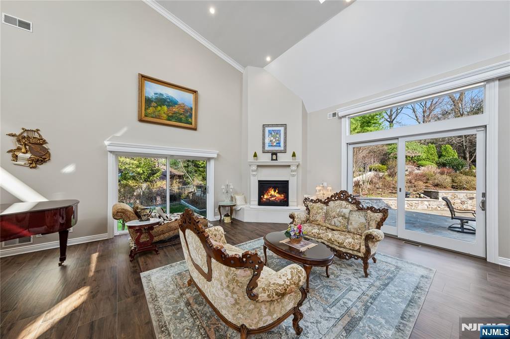 93 Jackson Drive - Photo 4