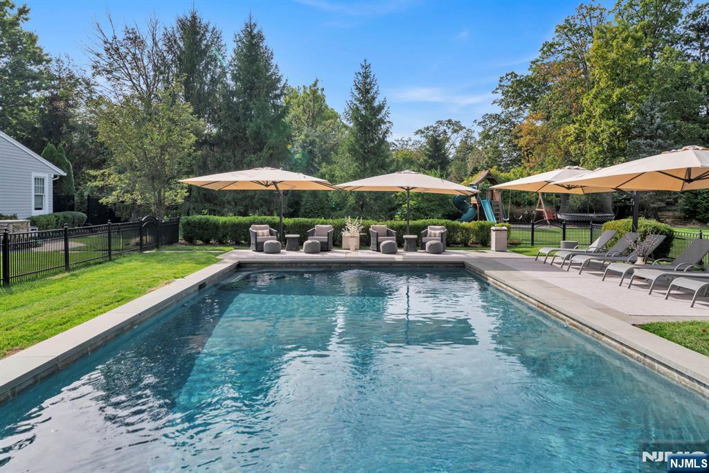 187 Buckingham Road - Photo 5