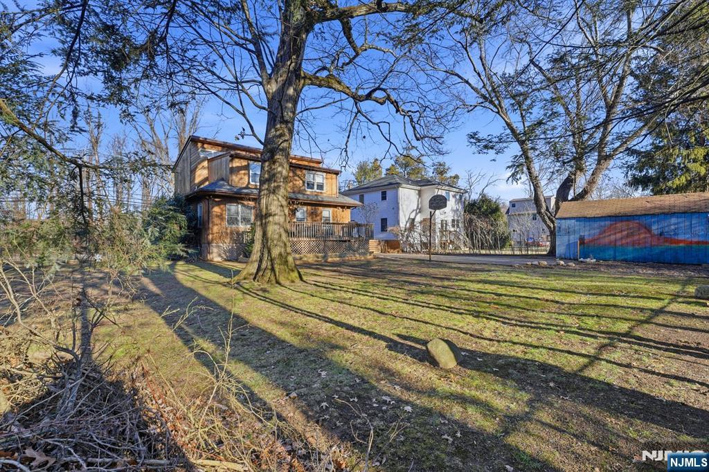 32 Linden Terrace, Leonia, NJ, 07605