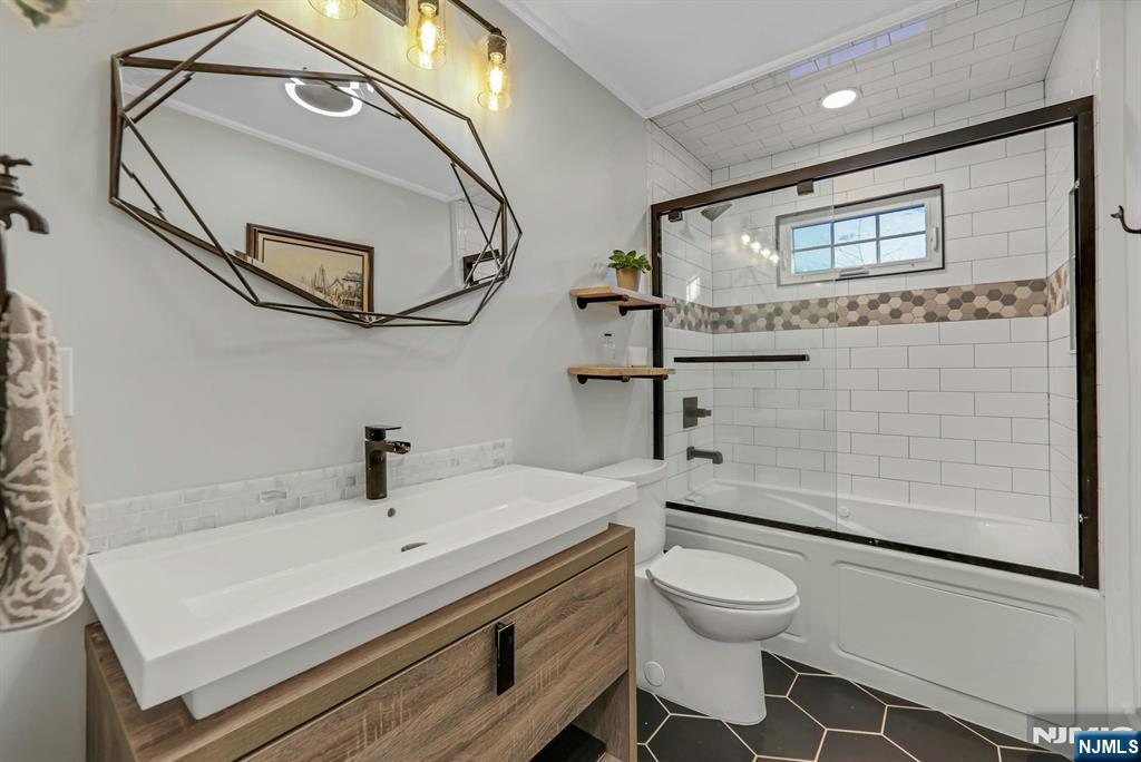 30-06 Morlot Avenue, Fair Lawn, NJ, 07410