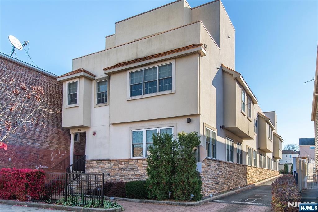 55 Passaic Avenue, Kearny, NJ, 07032