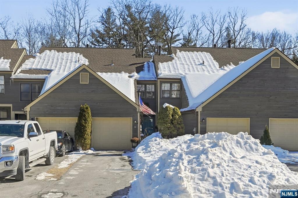 2000 Linwood Avenue, Fort Lee, NJ, 07024