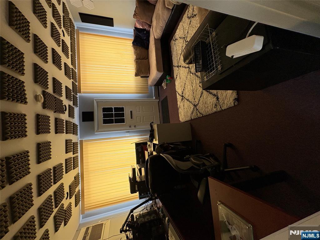 109 Wallington Avenue - Photo 3