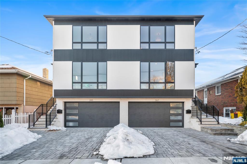 320 Adolphus Avenue, Cliffside Park, NJ, 07010