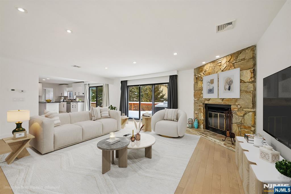 11 Hudson, Englewood Cliffs, NJ, 07632