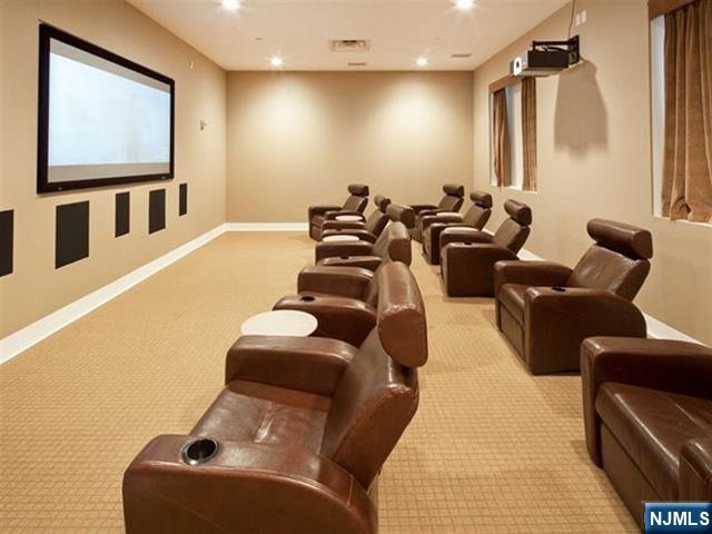 4 Beacon Way #PH 1900