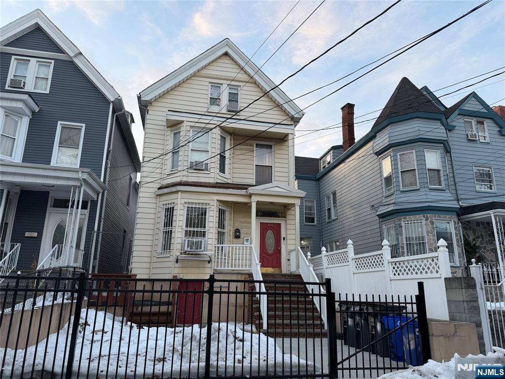 22 Marne St, Newark City, NJ, 07105