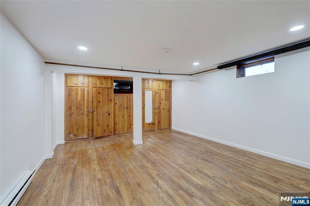 4-21 Saddle River, Fair Lawn, NJ, 07410