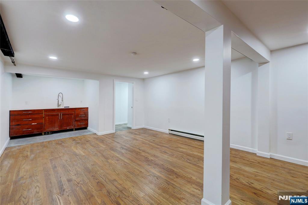 4-21 Saddle River, Fair Lawn, NJ, 07410