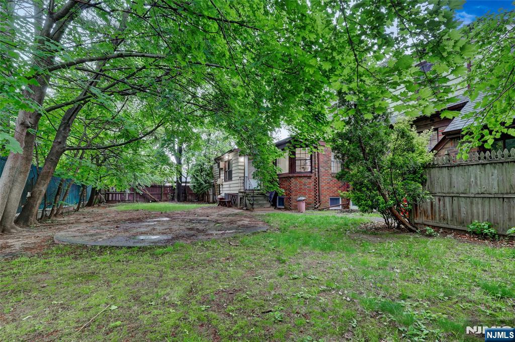 4-21 Saddle River, Fair Lawn, NJ, 07410