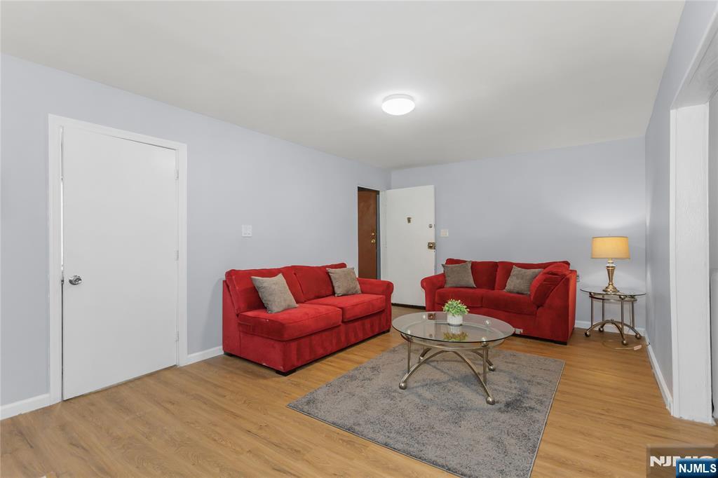 51 Ampere Parkway - Photo 3