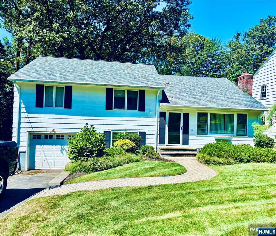 17A Garden Drive, Elmwood Park, NJ, 07407