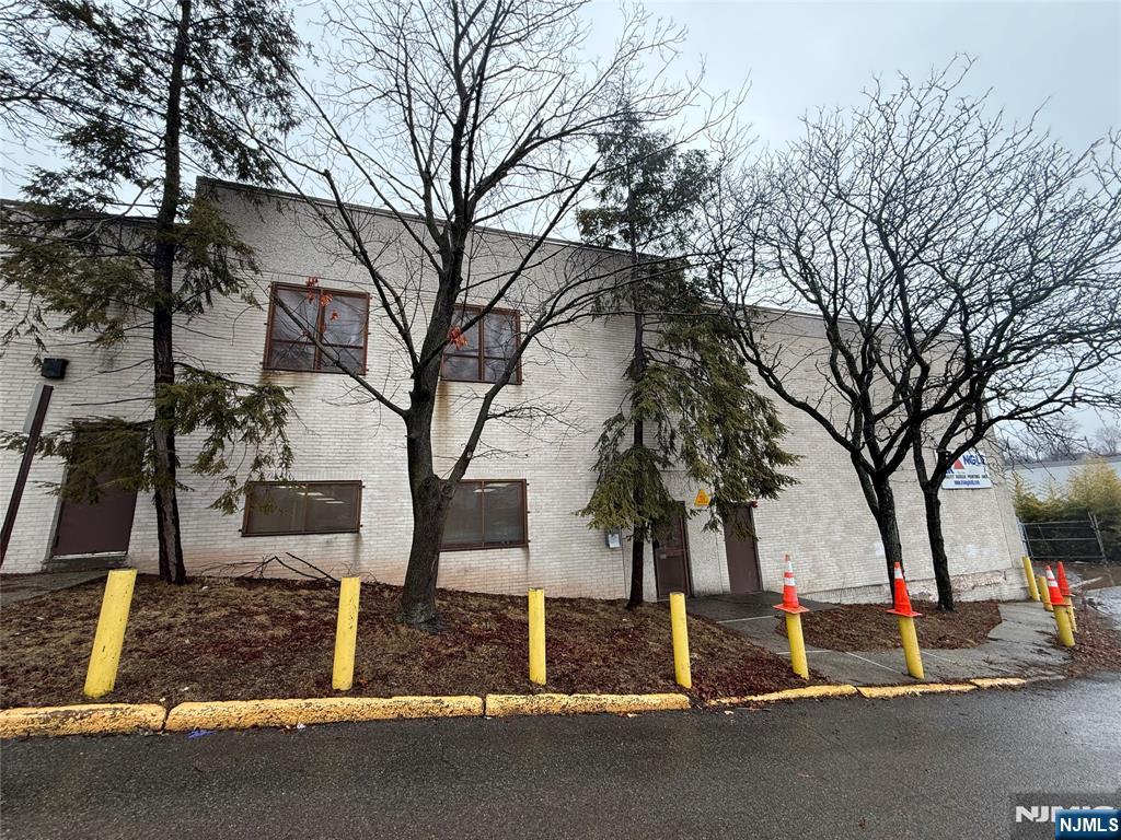 53-57 Van Dyke Street - Photo 3
