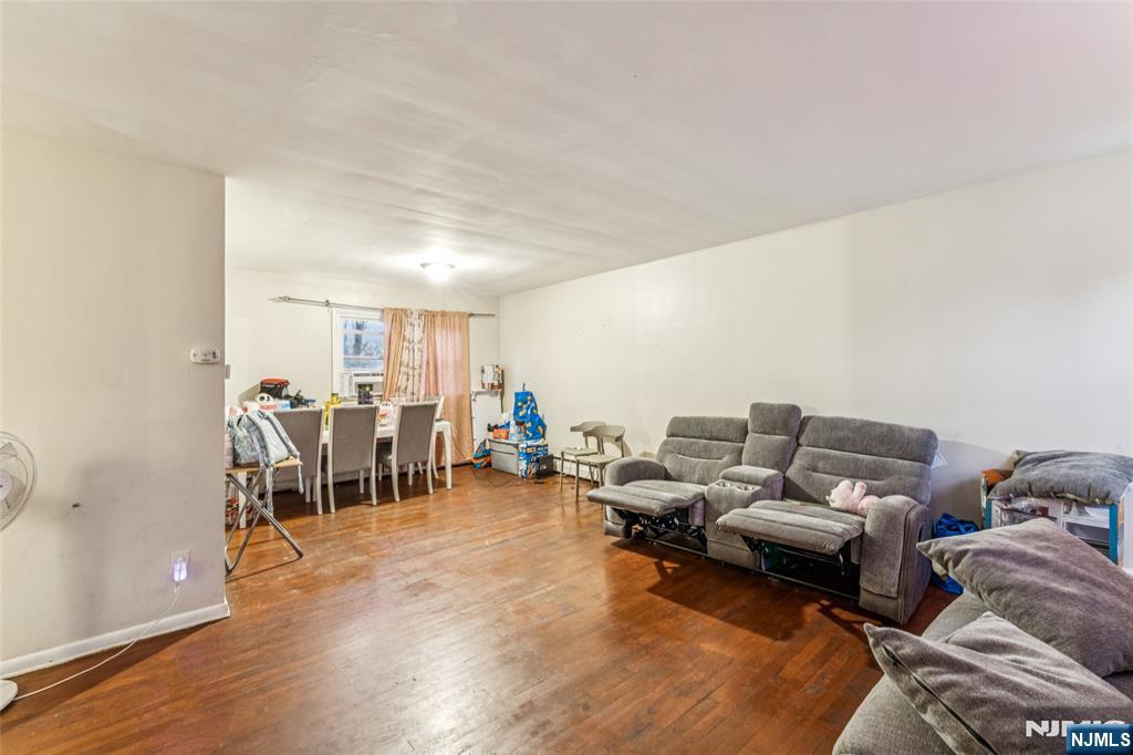 18 Gifford Court - Photo 5