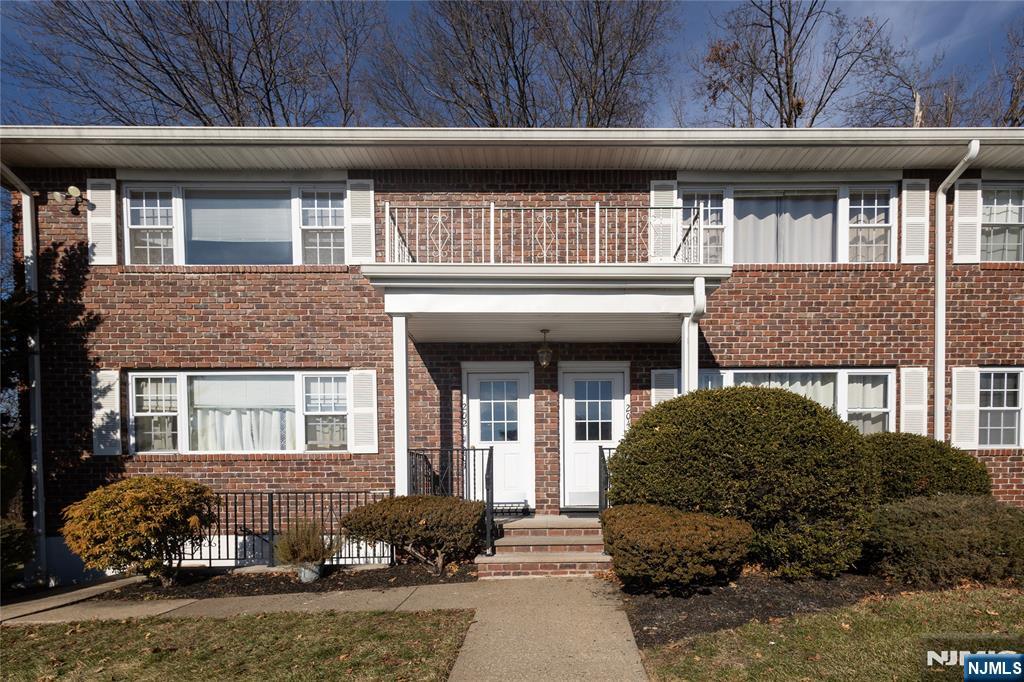 464 Gorge, Cliffside Park, NJ, 07010