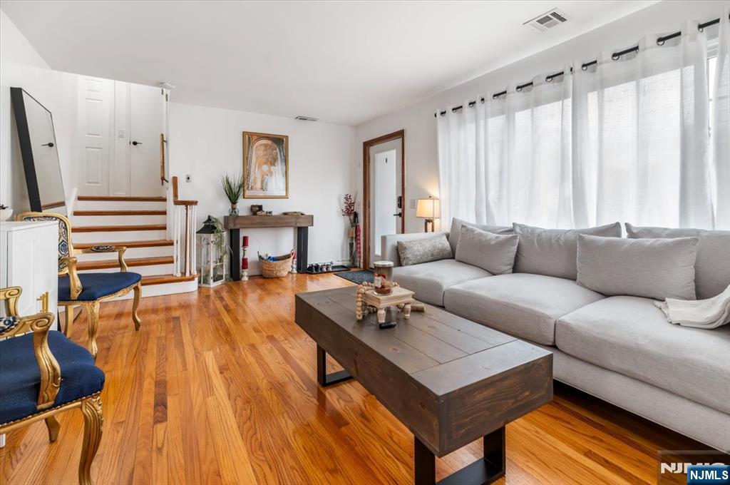 659 River Road, Teaneck, NJ, 07666