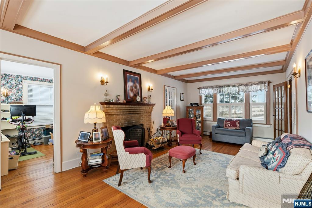 23 Pleasant Place - Photo 4