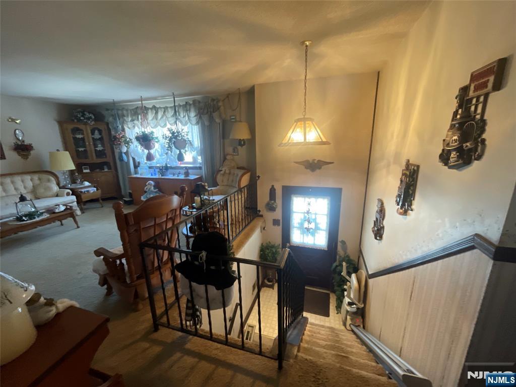 2212 Oakwood Lane - Photo 4