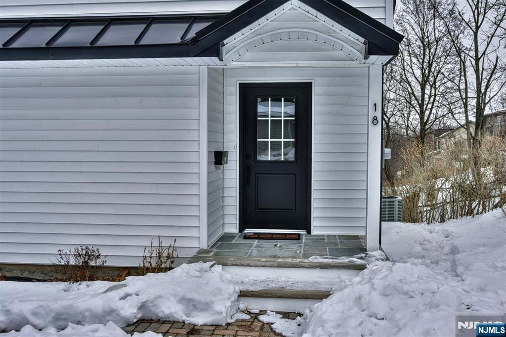 18 Governor Haines Street - Photo 3